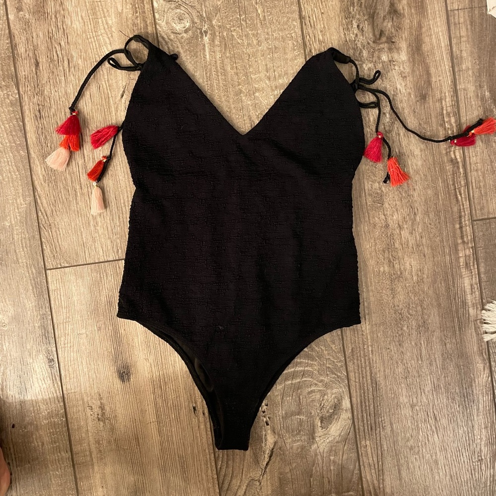 Beach Riot One Piece Bathing Suit. Black. Size Med.